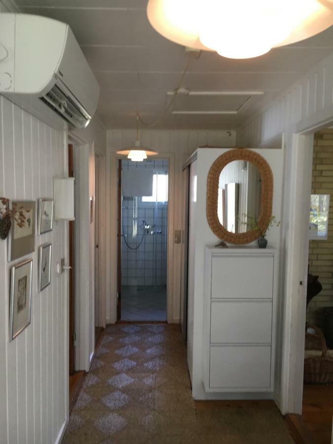 Midtvejshuset Βίλα Rønne Εξωτερικό φωτογραφία